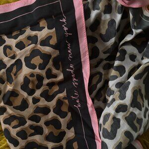 BNWT Kate Spade Leopard Square Scarf